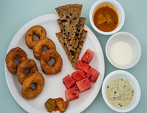 Food & Dining