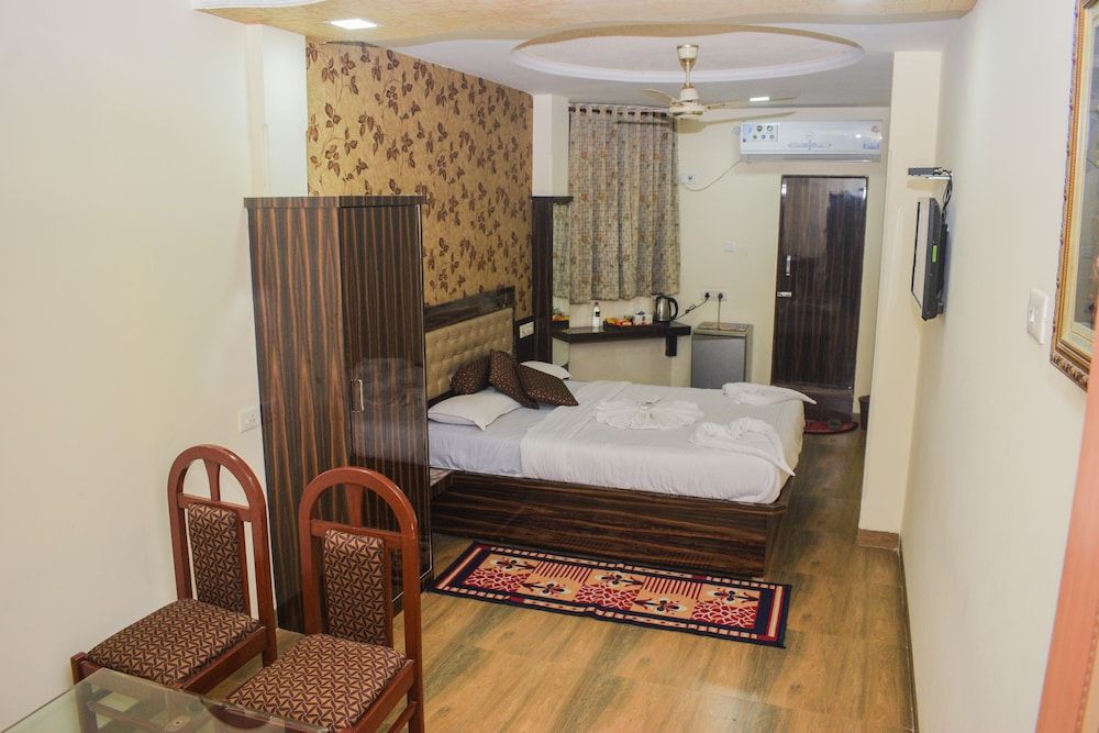 undefined Hotel Rex Plaza 10