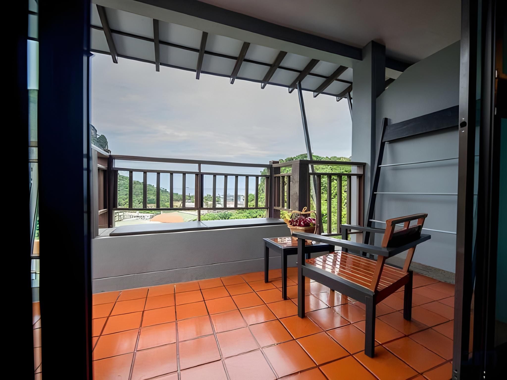 STANDARD ROOM (GARDEN VIEW)