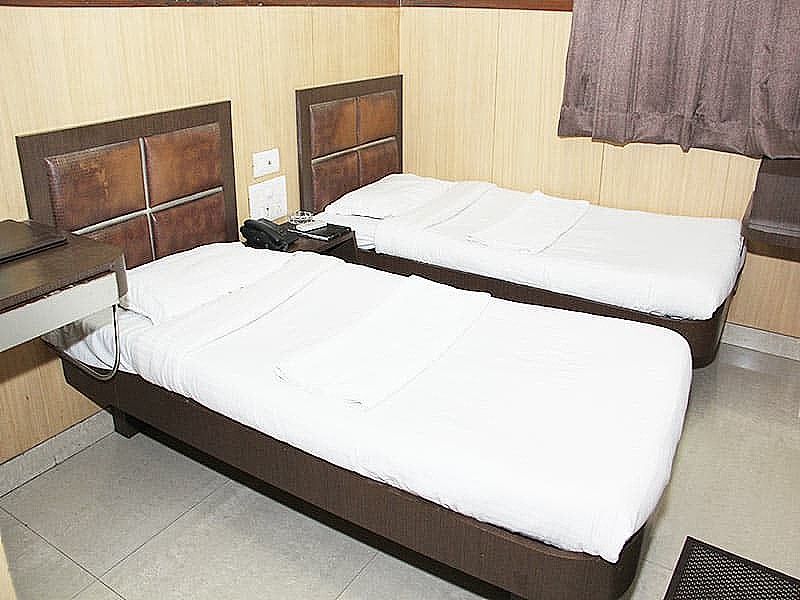 Hotel Ripon Palace Common Double Non Attach Washroom Ac Room