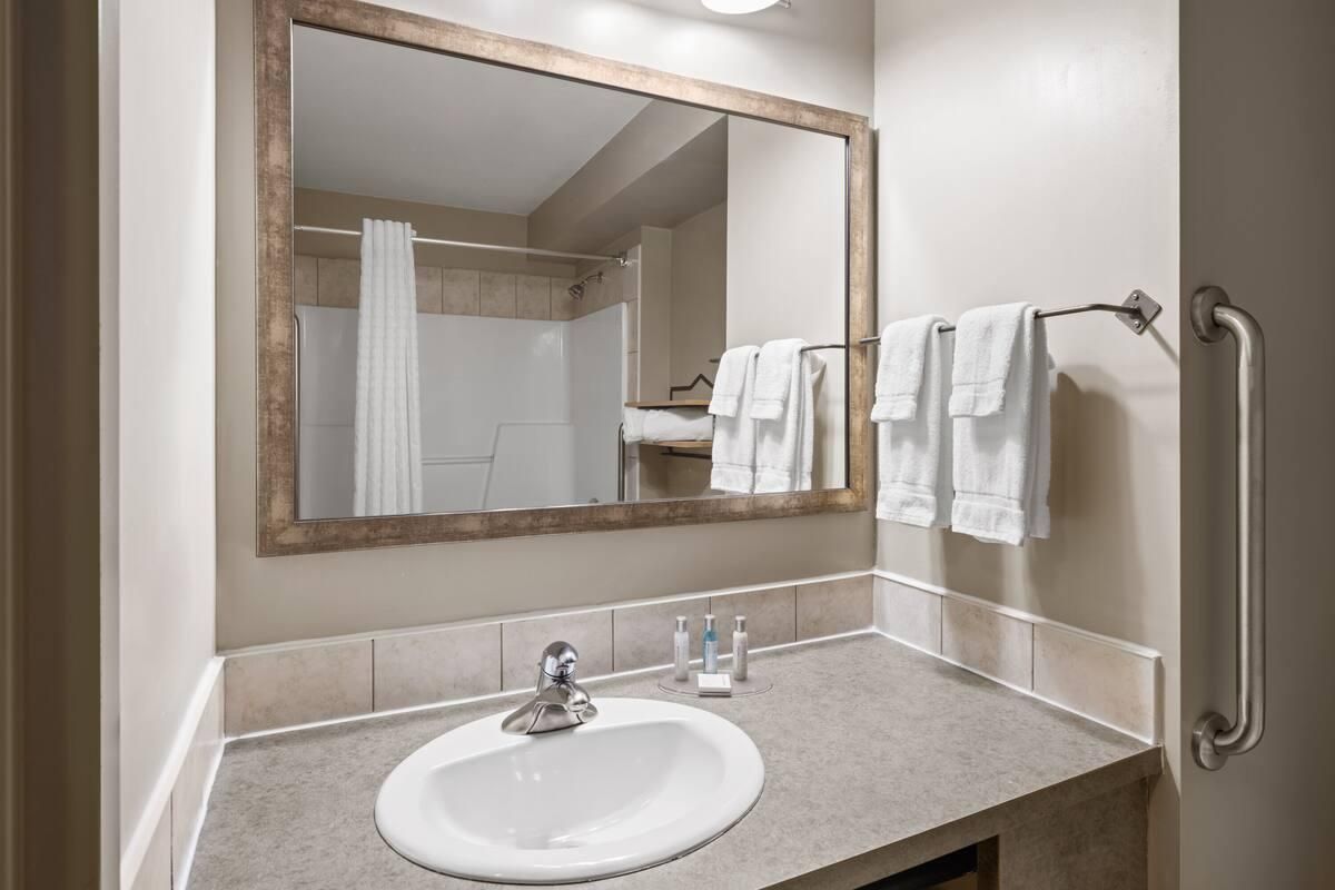 2 Queen Beds, Superior Room, Non-Smoking