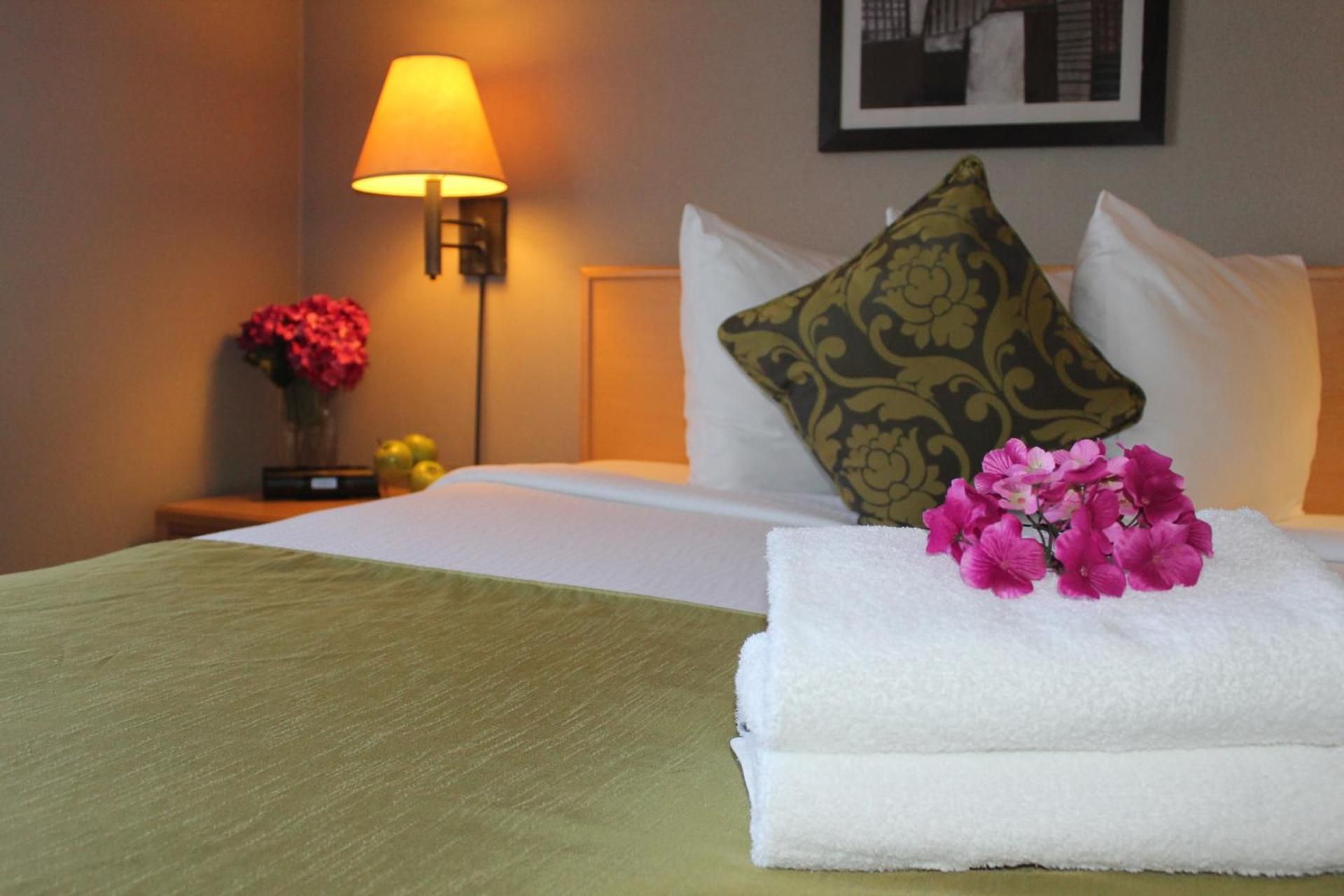 1 Queen Bed, Superior Room, Non-Smoking