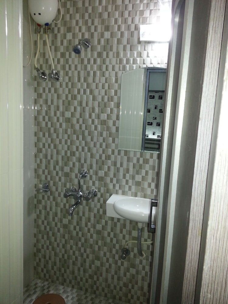 Nice Guest House