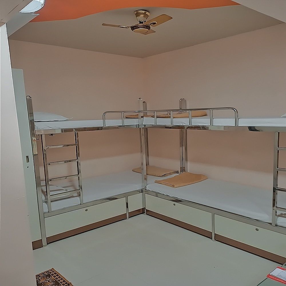 Nice Guest House