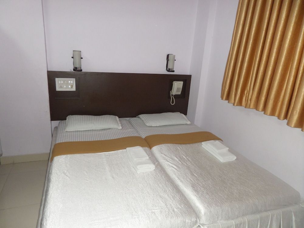 undefined Pratham Executive 7