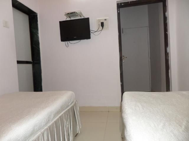 Side Image 1