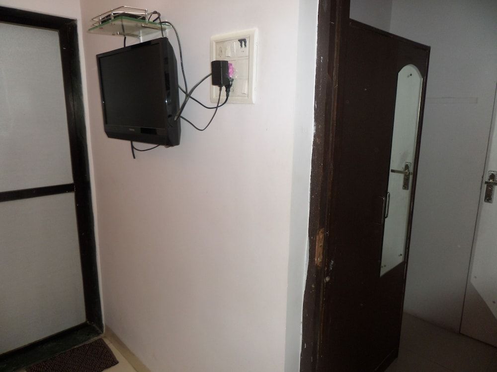 undefined Pratham Executive 9