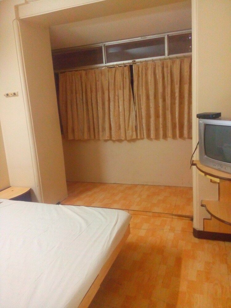 Sangam Guest House 3 bed A/c