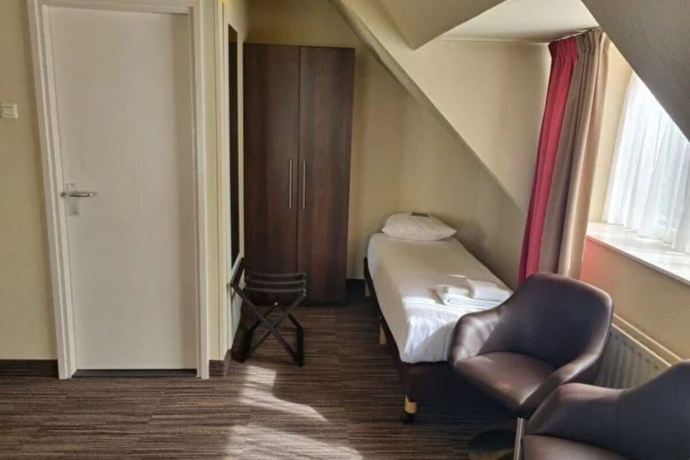 Amrâth Hotel Media Park Hilversum Quadruple Room 4