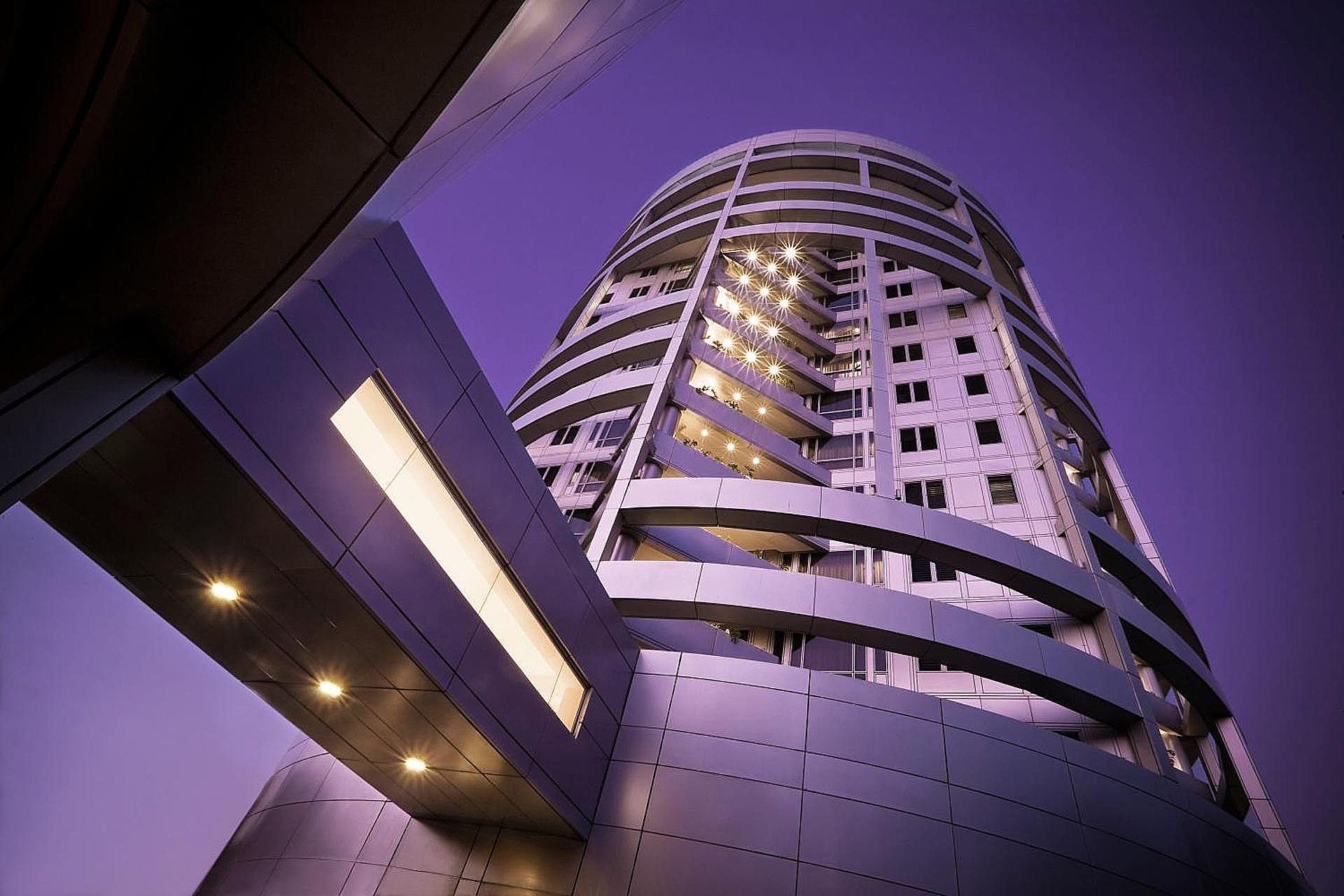 undefined Taj Wellington Mews Mumbai 8