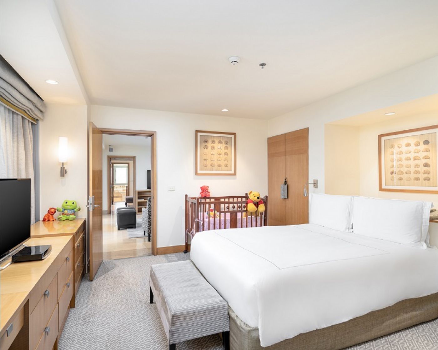 TWO BEDROOM APARTMENT SEA VIEW