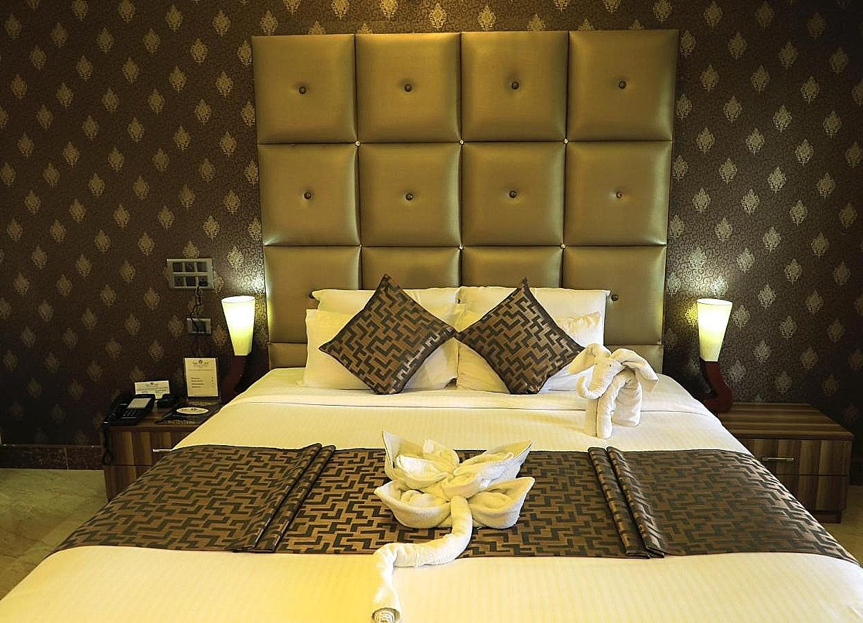 Luxury Double Bed Room
