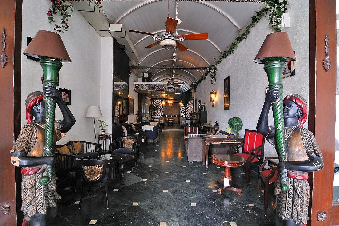 Food & Dining