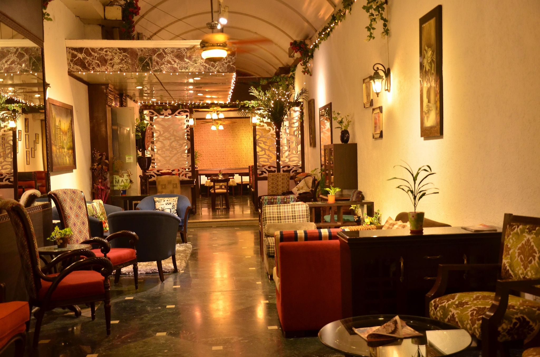 Food & Dining