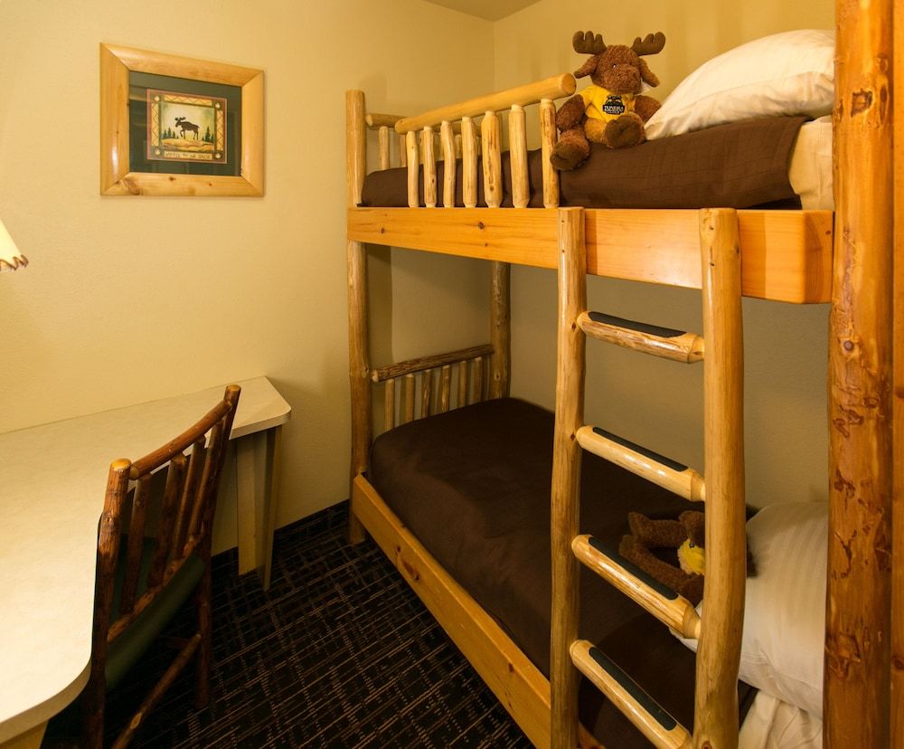 Cabin, Refrigerator & Microwave (Waterpark Hours Vary)