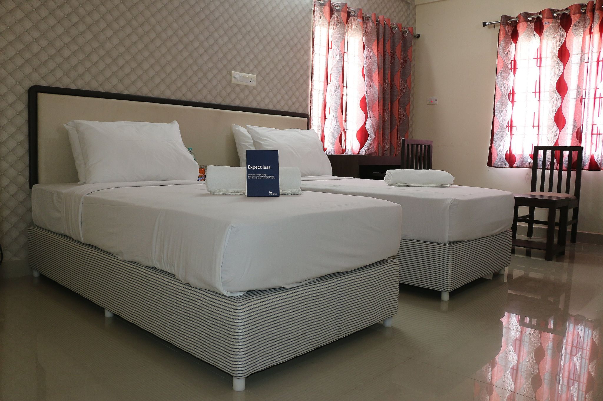 Hotel Ratandeep Deluxe Room with WiFI 2