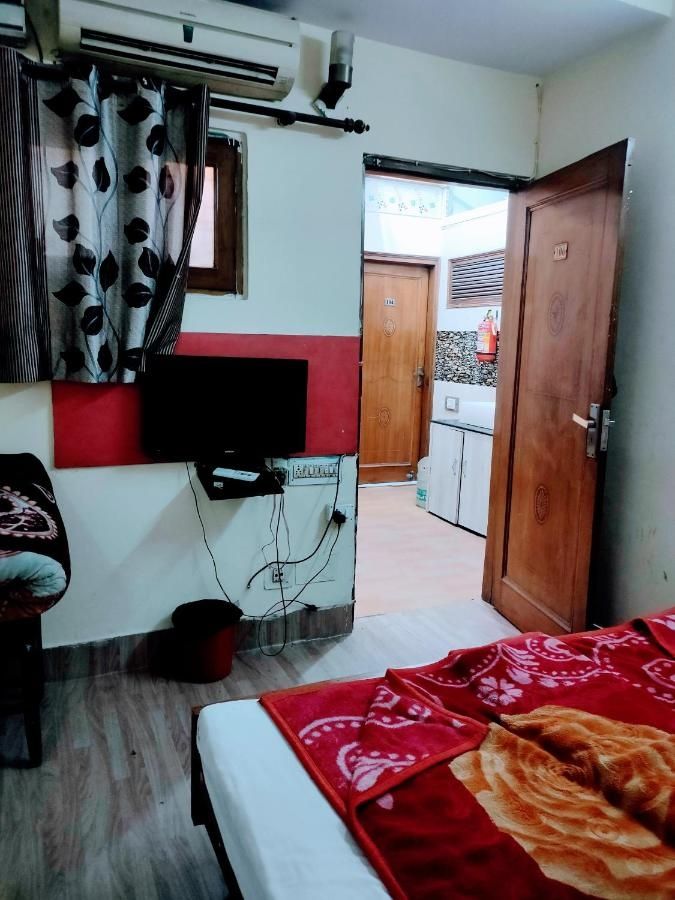 Hotel Capital Residency by WB Inn Deluxe Double Room 3
