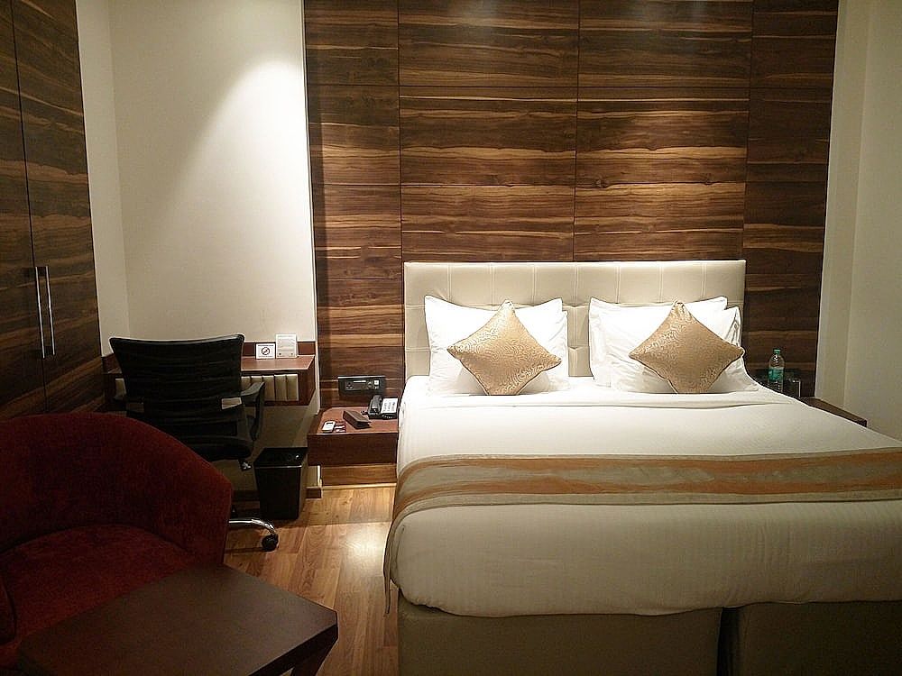 Connaught Royale Delhi Deluxe Double Room 2