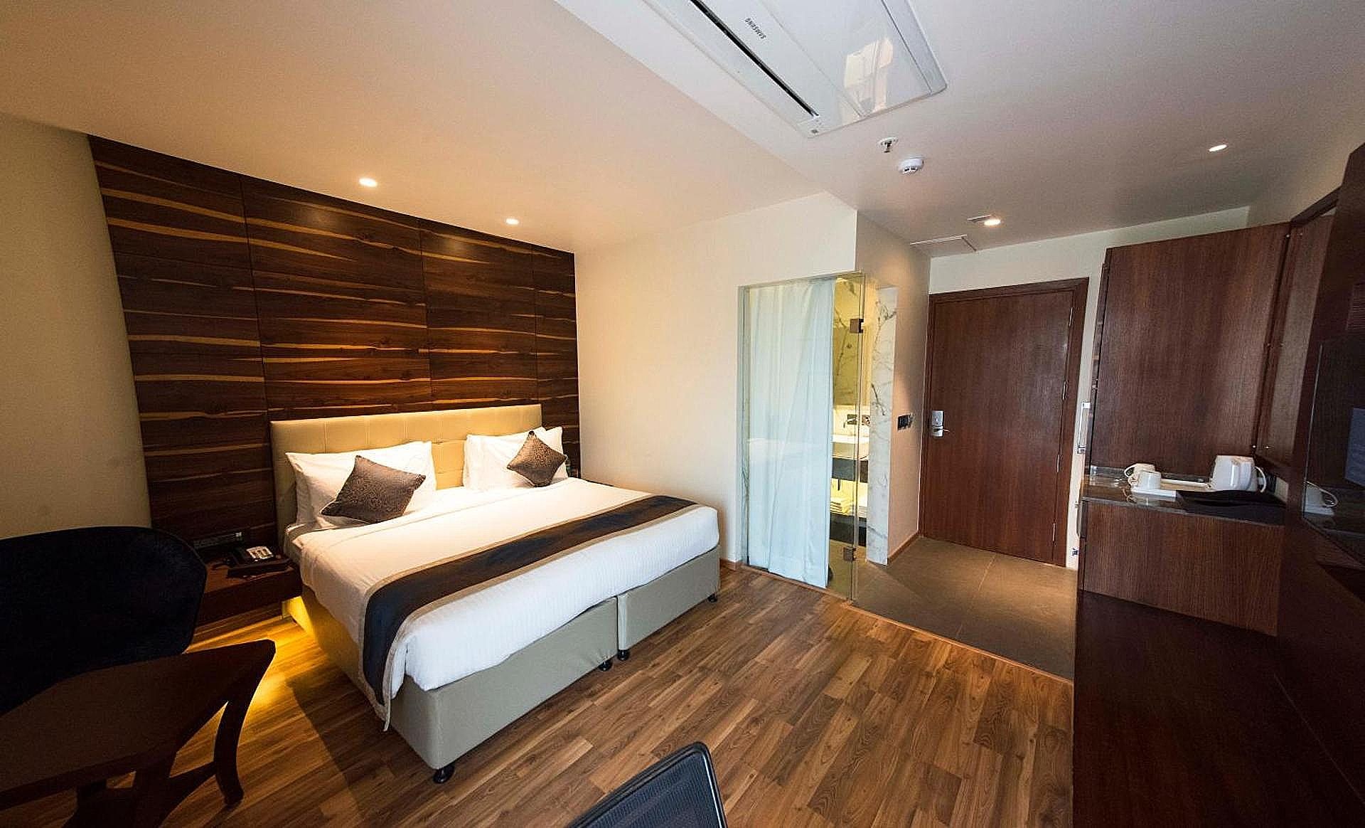 Connaught Royale Delhi Premium Double Room 5