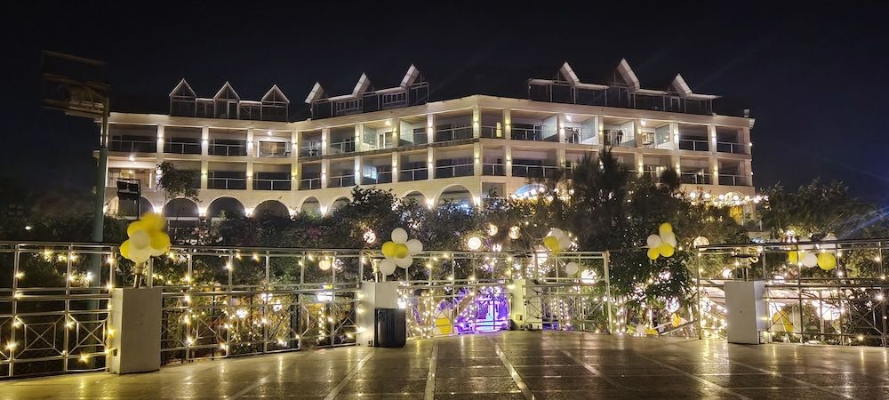 undefined Ravine hotel 9