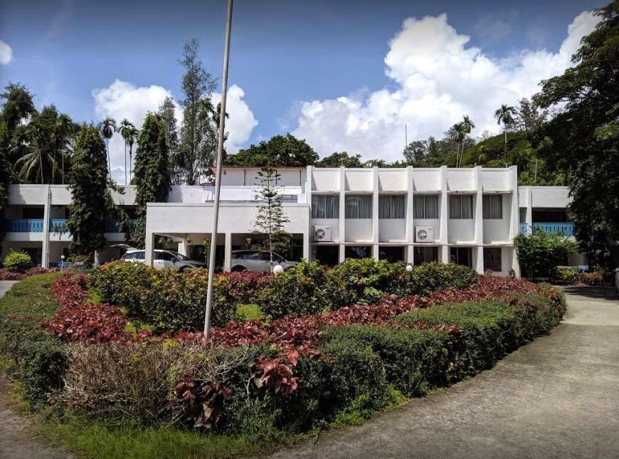 undefined Peerless Resort 3