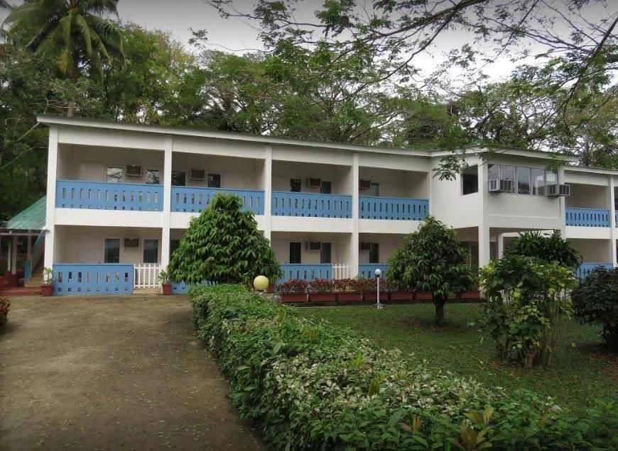 undefined Peerless Resort