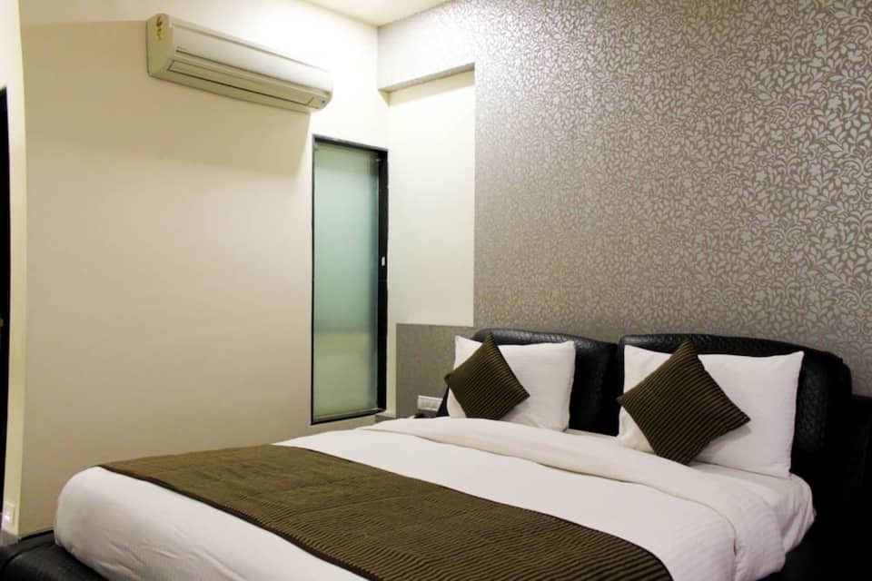 Hotel Sai Miracle Deluxe Room 32