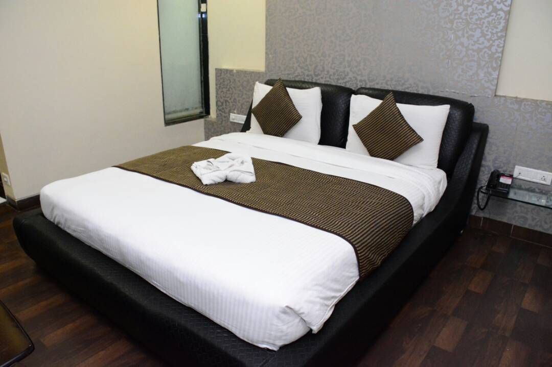 Hotel Sai Miracle Deluxe Room 16