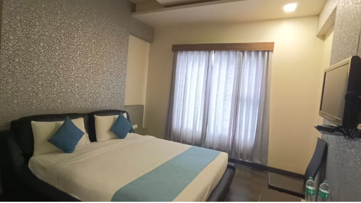 Hotel Sai Miracle Deluxe Room 26