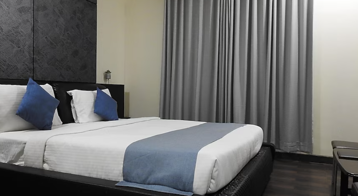 Hotel Sai Miracle Deluxe Room 20