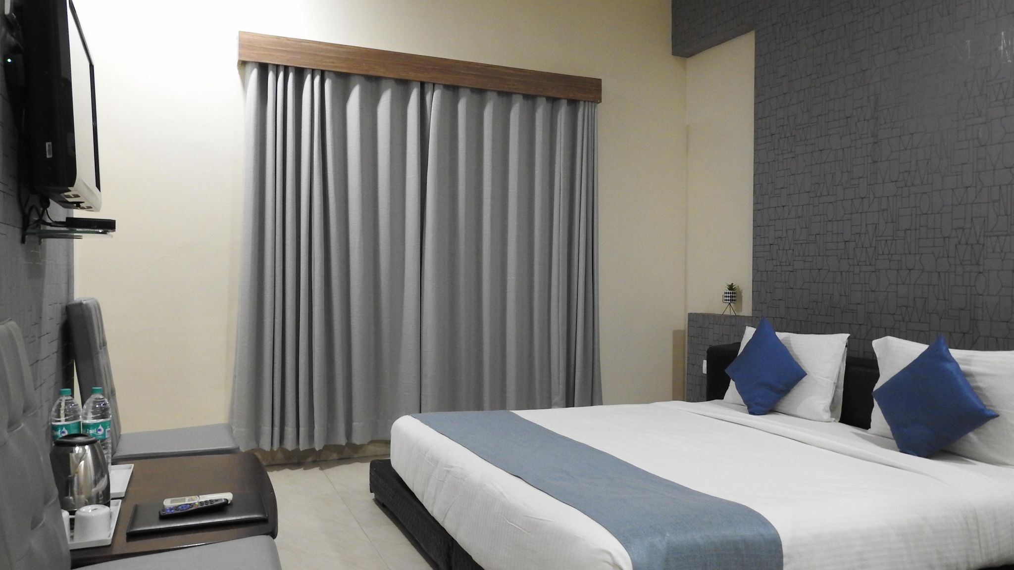Hotel Sai Miracle Deluxe Room 21