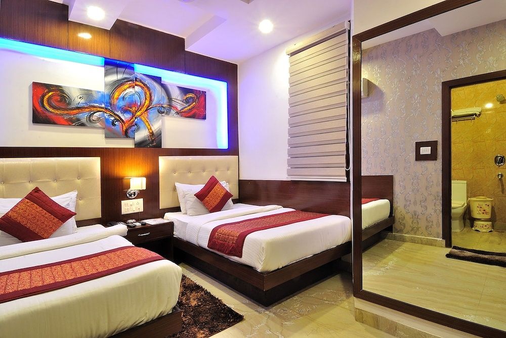 Deluxe Triple Room, 2 Bedrooms, Smoking