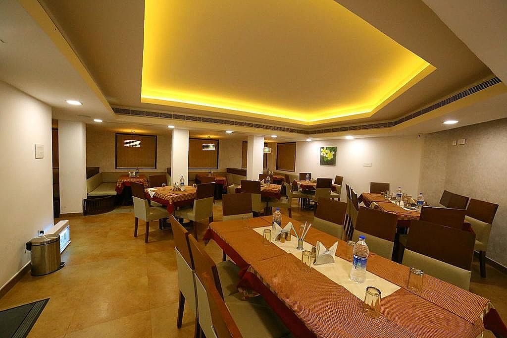 undefined Hotel Kian 4