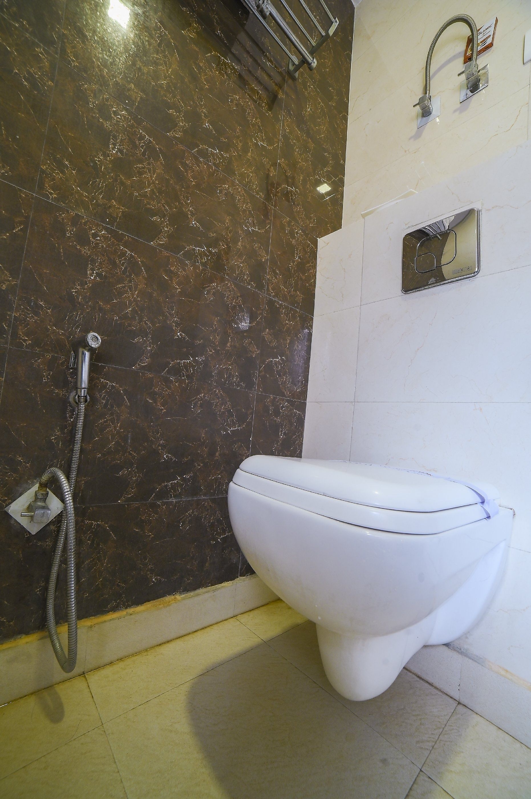 Hotel Pawan Plaza near Ganga Ram Hospital Compact Double or Twin Room 12