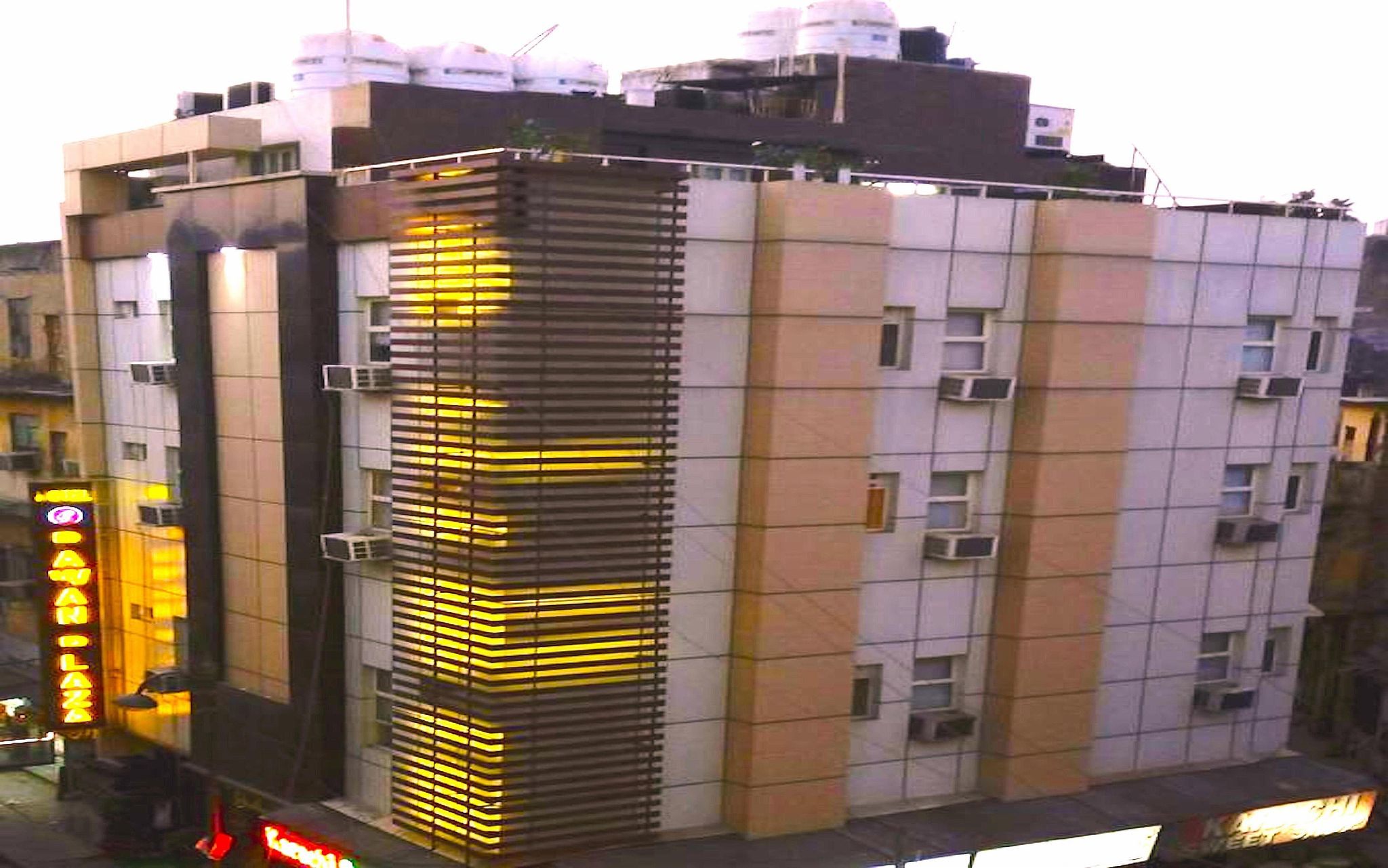 undefined Hotel Pawan Plaza near Ganga Ram Hospital 6