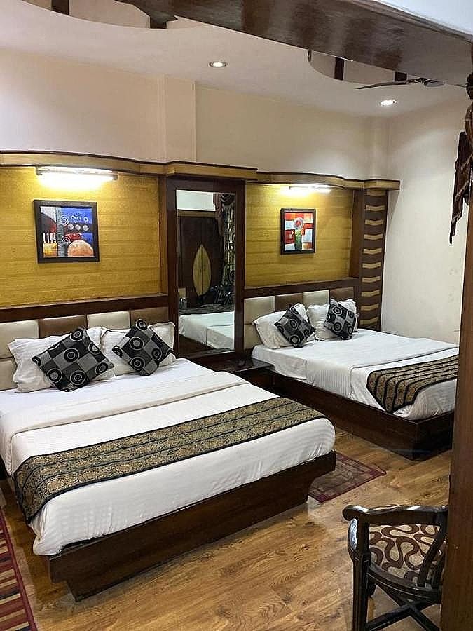 Executive Family Room