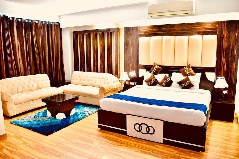 Hotel S. K Crown Park Naraina Deluxe Double Room, 1 Bedroom, City View 7