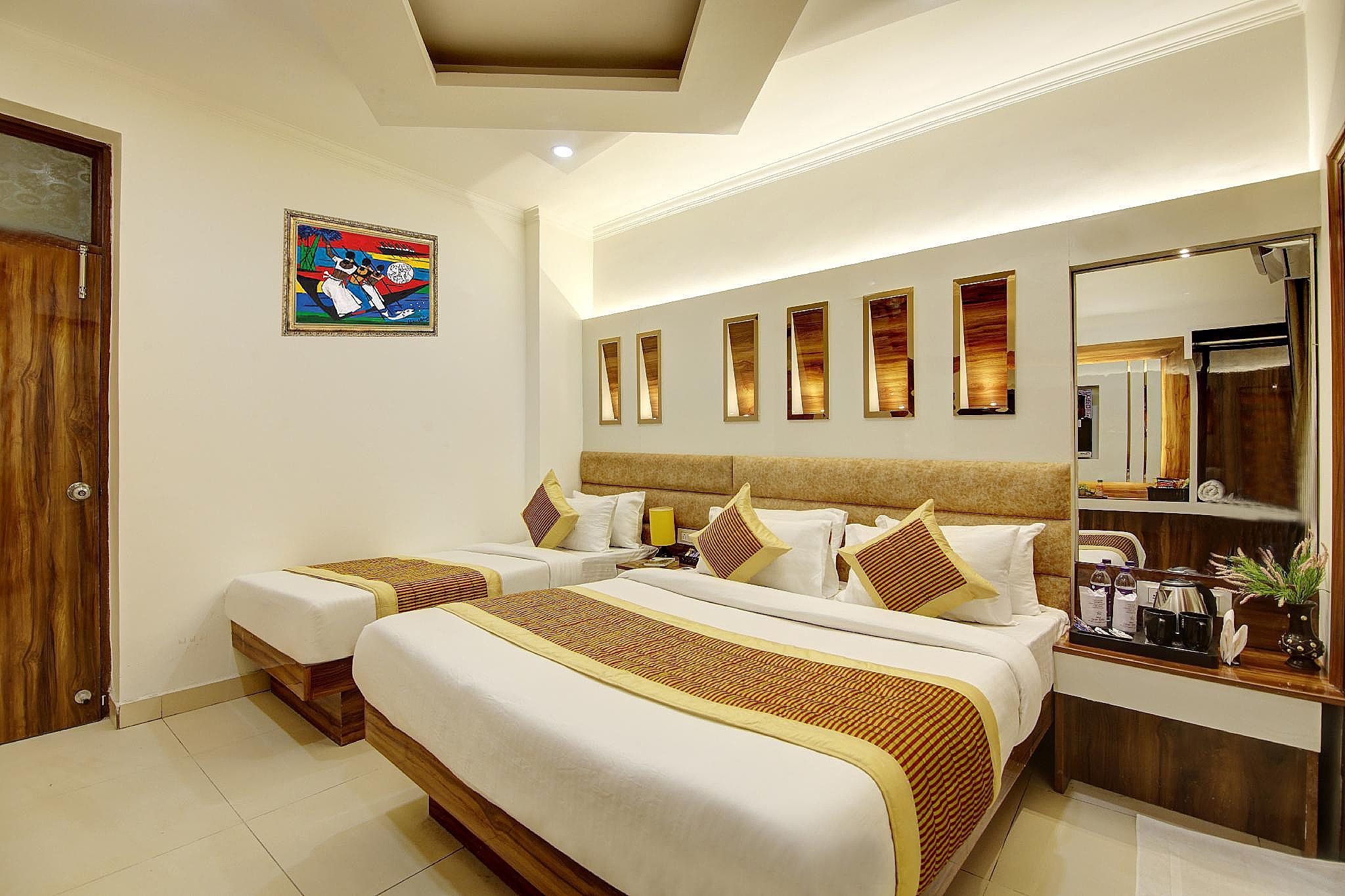 Triple Elegance Room