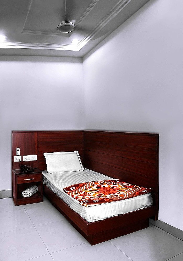 undefined Hotel USA Delhi 10