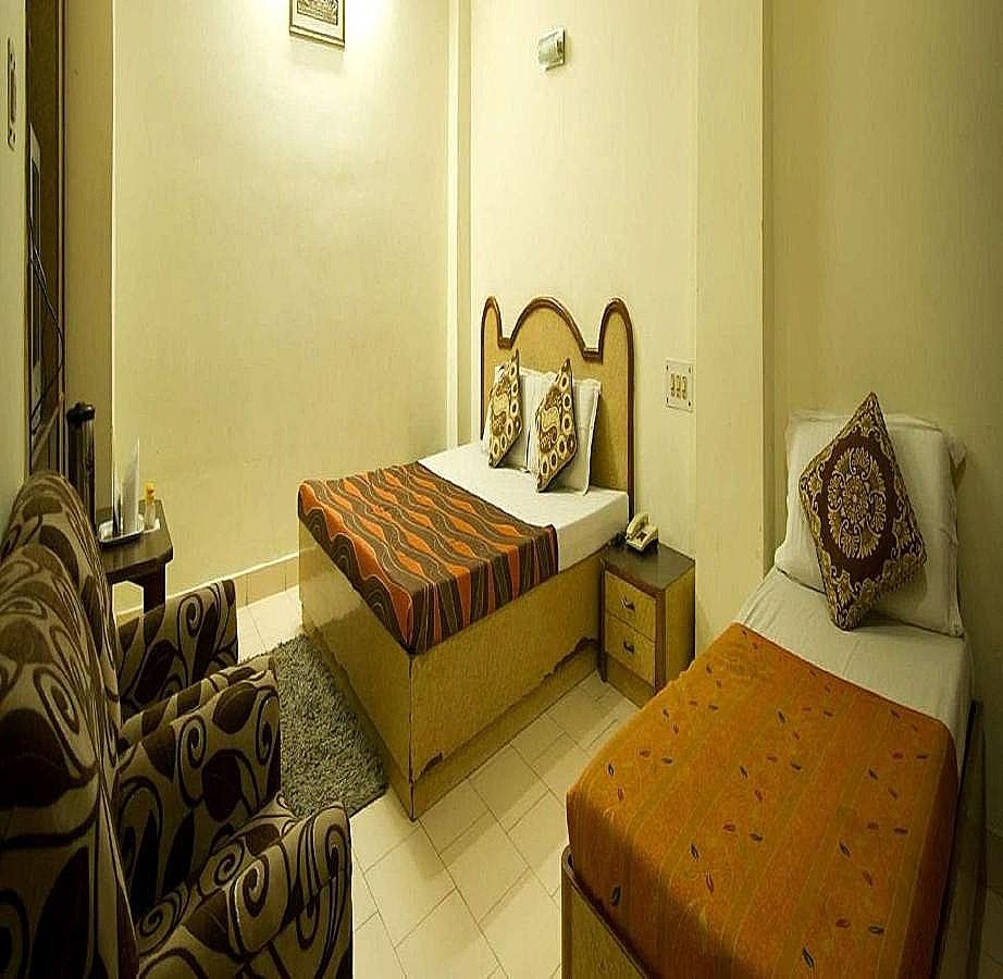 Hotel Woodland Dx Standard Aircooled Room 10