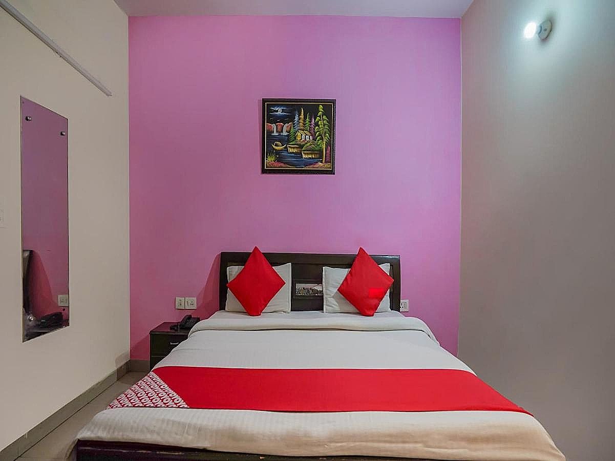 undefined OYO 75463 Jkm Palace 7