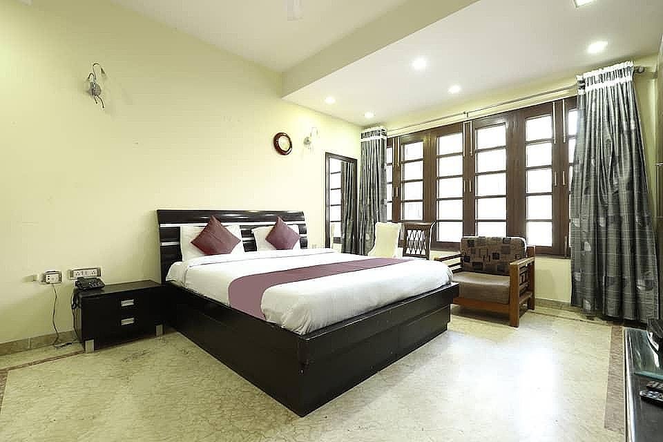Deluxe Single Room