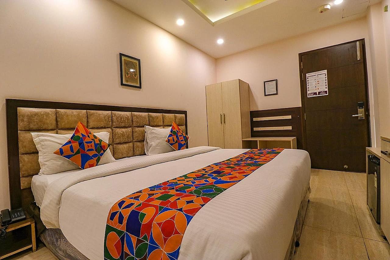 undefined Nirvana Suites,Jasola 10