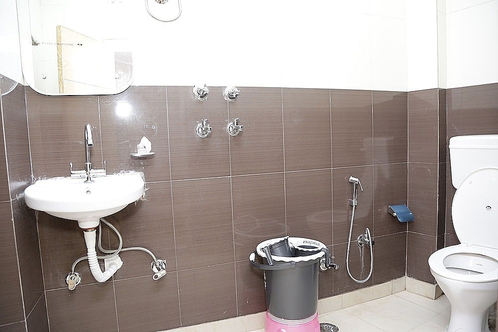 New King by Backpackers Heaven Deluxe Double Room, 1 Bedroom 9