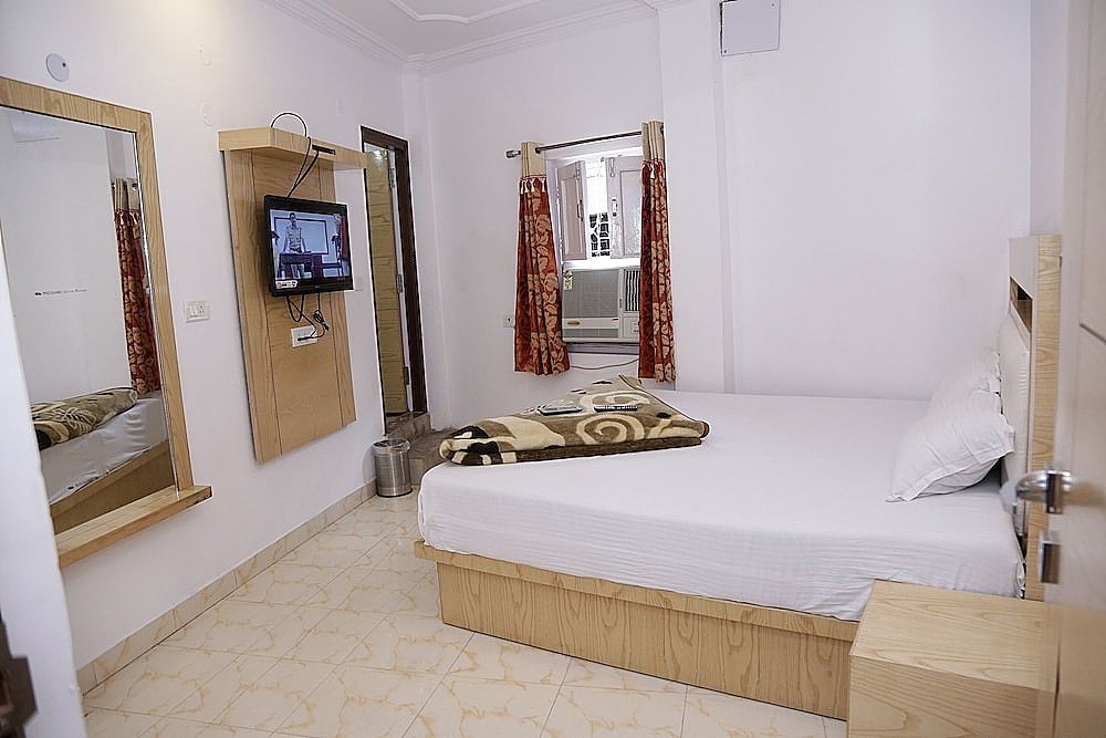 undefined New King by Backpackers Heaven 7