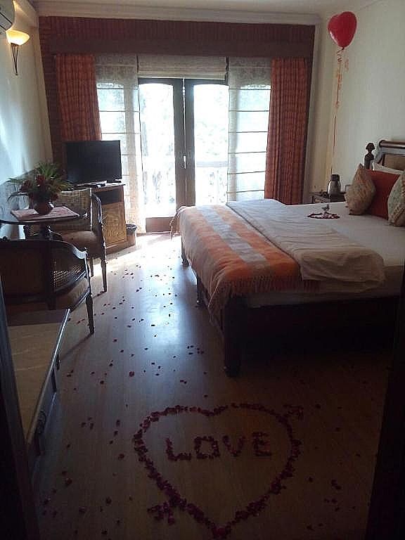 The Estate Villa Double Deluxe w/ King Bed 14