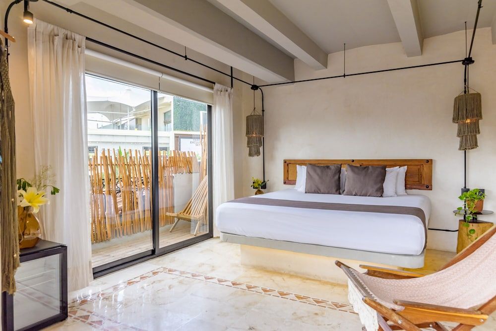 Caribbean Paradise Hotel & Spa - 5th Avenue