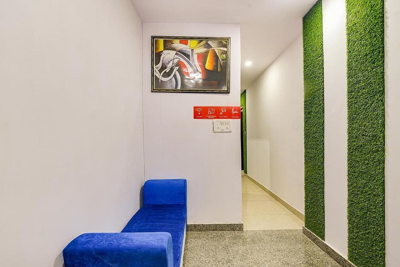 undefined OYO 13107 Westend Residency 3