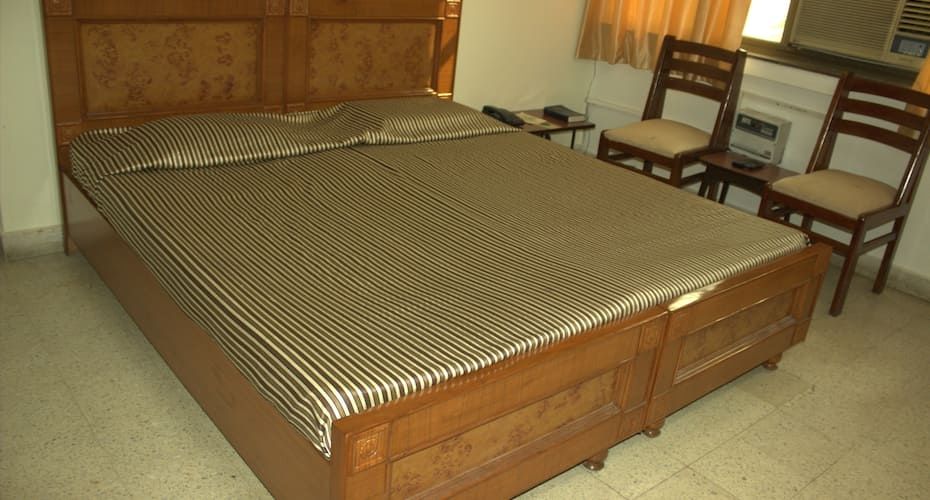 Deluxe Bedroom