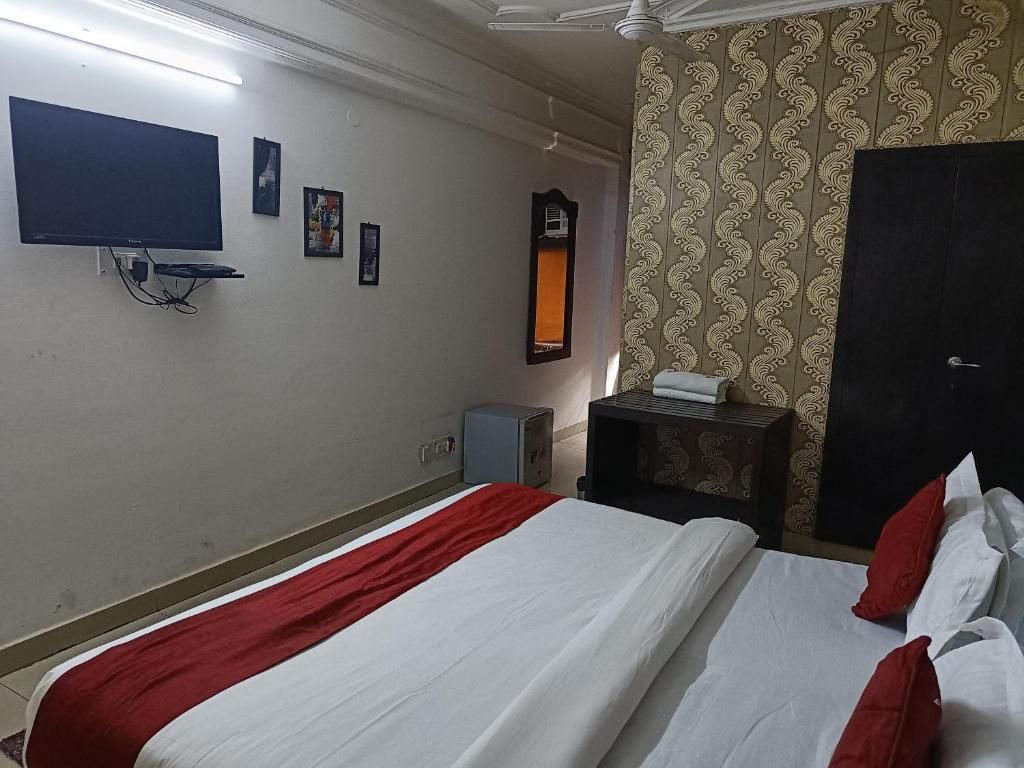 Surya Palace Standard Room 14